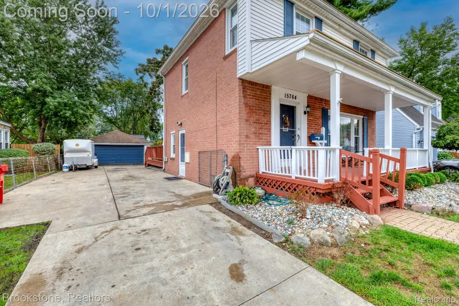 15764 Deerfield Avenue, Eastpointe, MI 48021 - #3