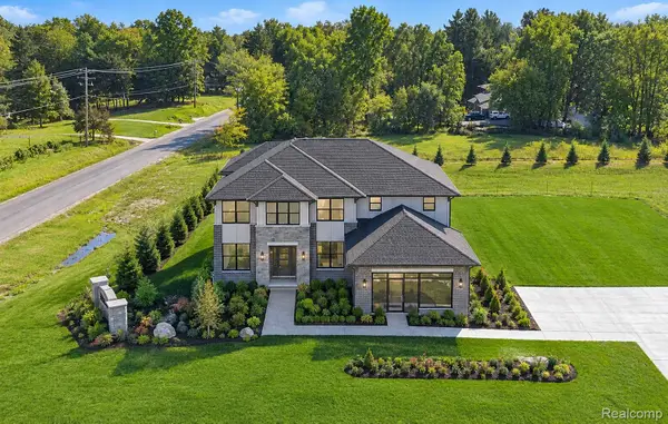 13268 Cousins Court, Washington, MI 48094