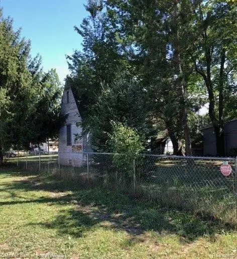 4767 Pine Street Sw, Boardman, MI 49680 - #3