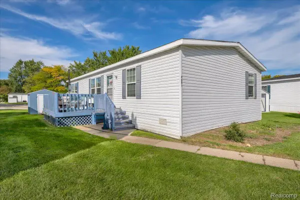 4651 Bromley Court, SterlingHeights, MI 48310