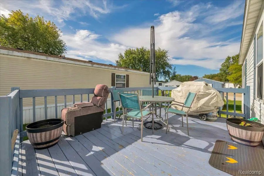 4651 Bromley Court, Sterling Heights, MI 48310 - #3