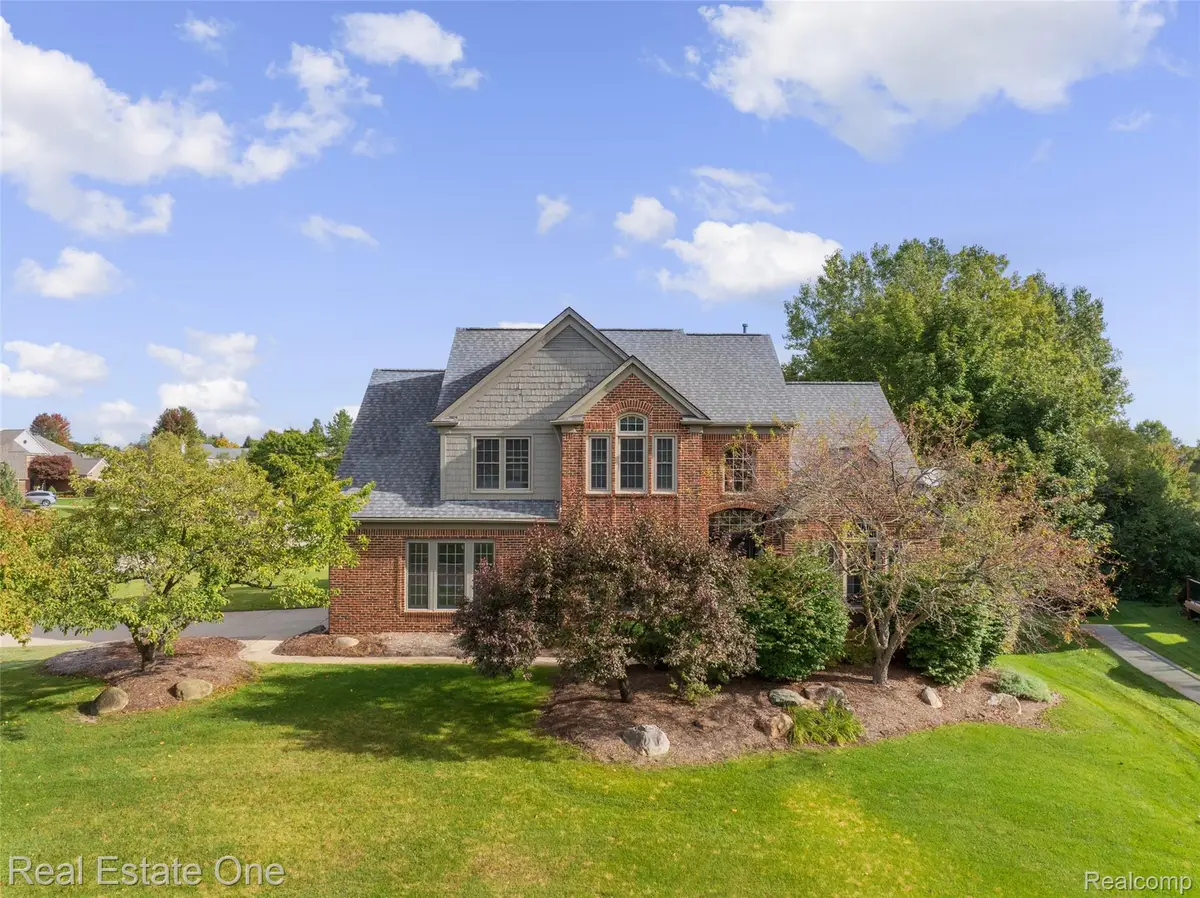3876 S Creek Drive, Rochester, MI 48306 - #1