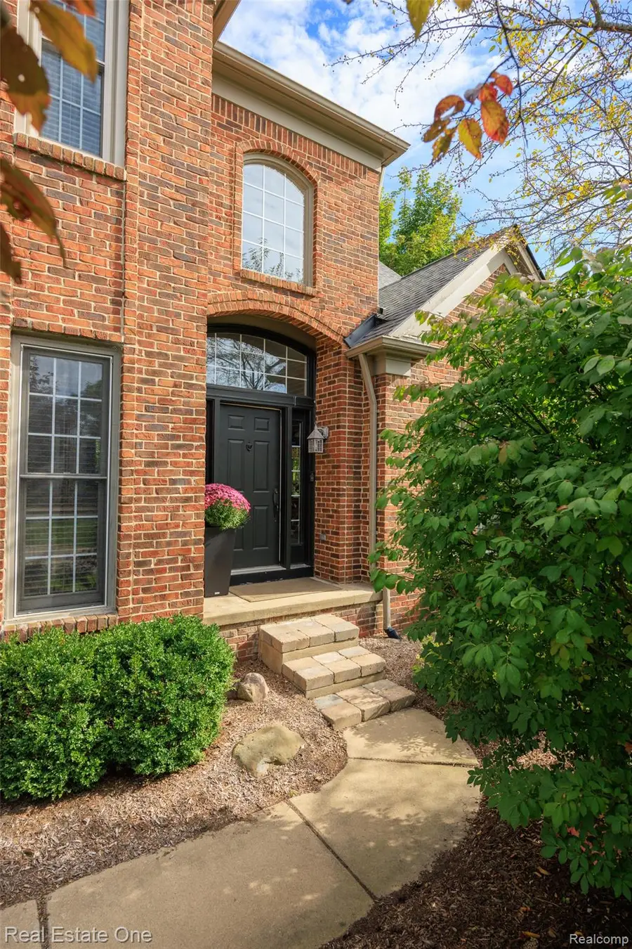 3876 S Creek Drive, Rochester, MI 48306 - #3