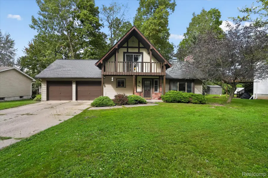 4491 Impala Drive, Holly, MI 48442 - #3