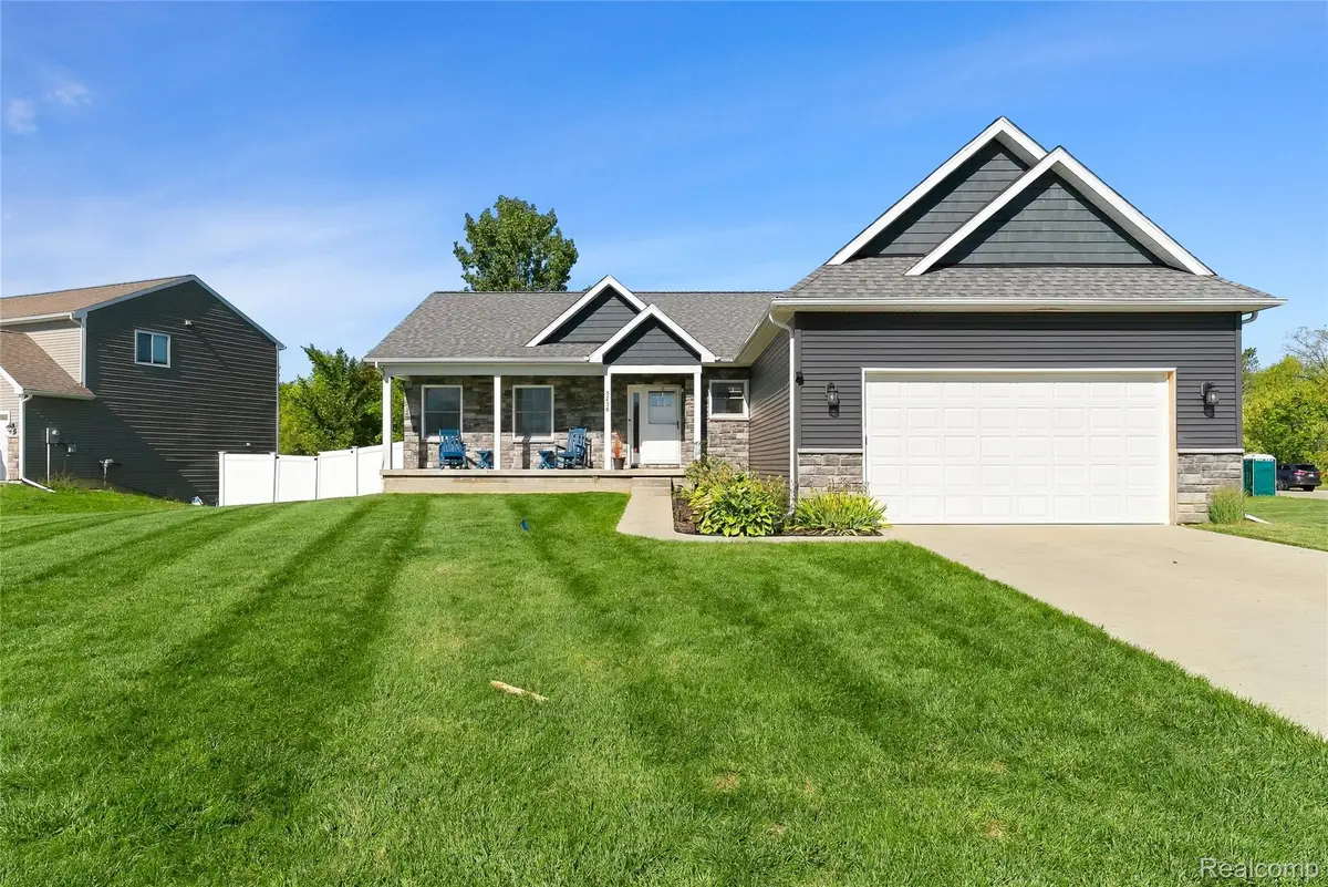 5256 Northwood Road, Grand Blanc, MI 48439 - #1