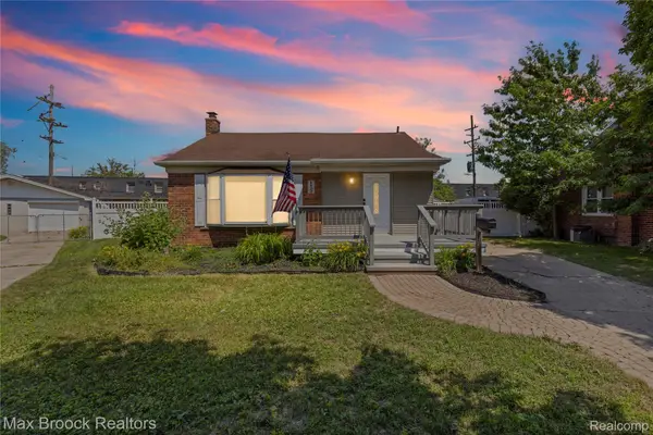 1122 Symes Court, RoyalOak, MI 48067