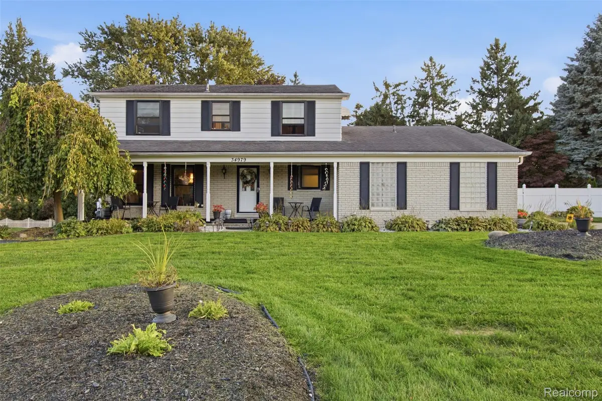 34979 Oakland Street, Farmington, MI 48335 - #1
