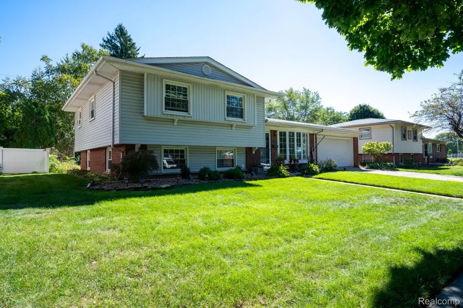 1881 Evergreen Street, Trenton, MI 48183 - #2
