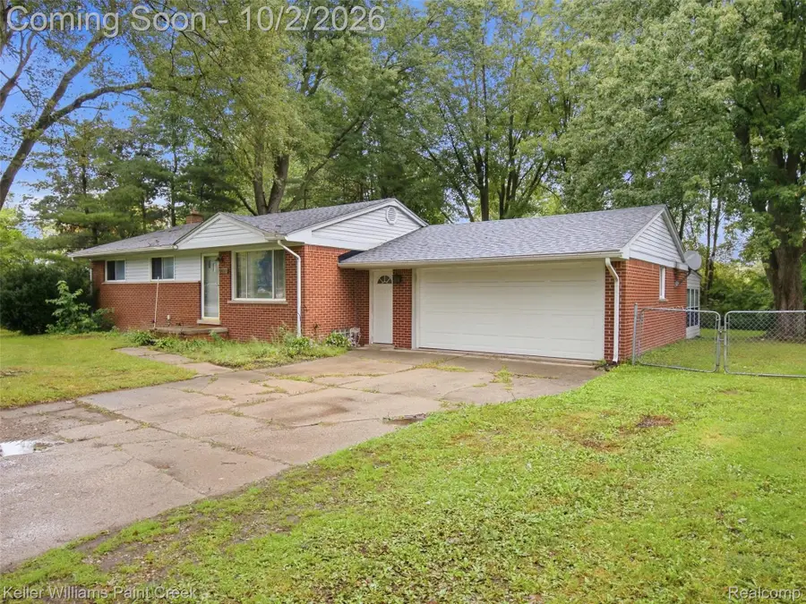 50136 North Avenue, Macomb, MI 48042 - #2