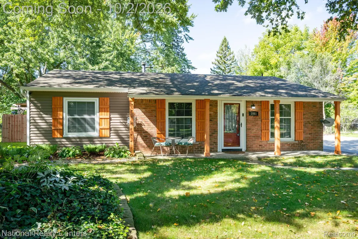 1061 Truwood Drive, Rochester Hills, MI 48307 - #1