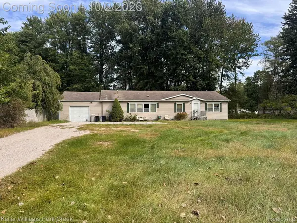 7832 Kimball Drive, Burtchville, MI 48059