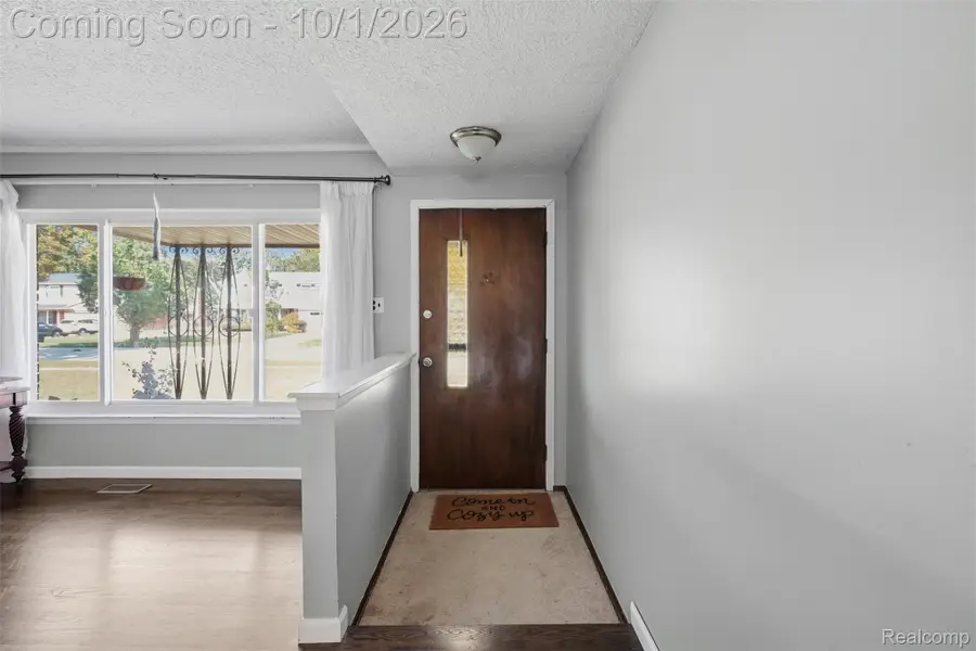 38733 Lancaster Street, Livonia, MI 48154 - #3