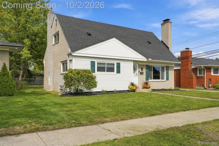 13029 Geoffry Drive, Warren, MI 48088 - #3