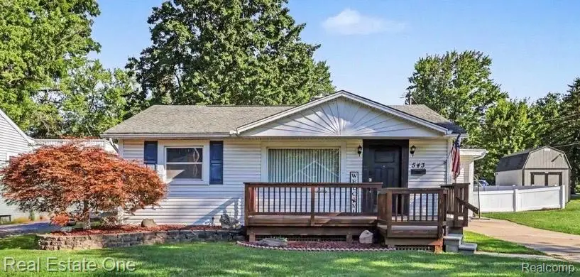 543 Atwater Street, Lake Orion, MI 48362 - #2