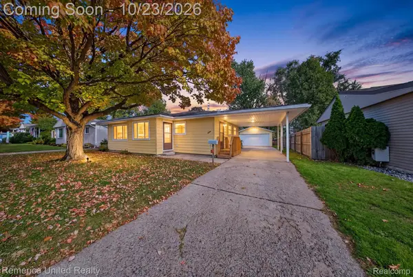 5449 Military Avenue, Brighton, MI 48116
