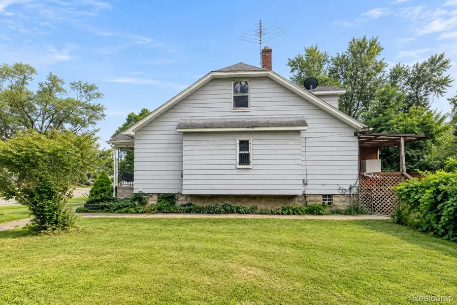 15325 Trinity Street, Detroit, MI 48223 - #2