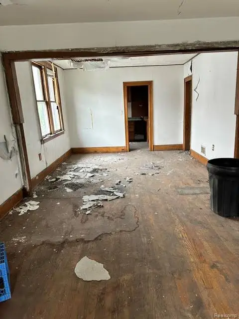 1716 E Grand Boulevard, Detroit, MI 48211 - #2
