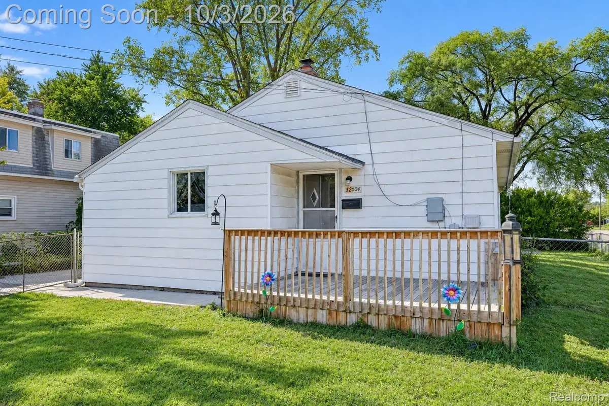 32004 Cheboygan Court, Westland, MI 48186 - #1