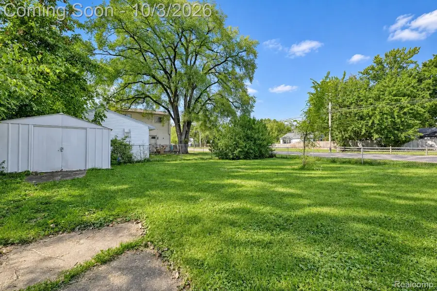 32004 Cheboygan Court, Westland, MI 48186 - #2