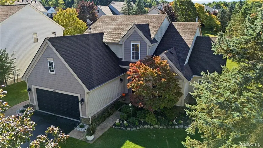 585 Boulder Lake Drive, Oxford, MI 48371 - #3