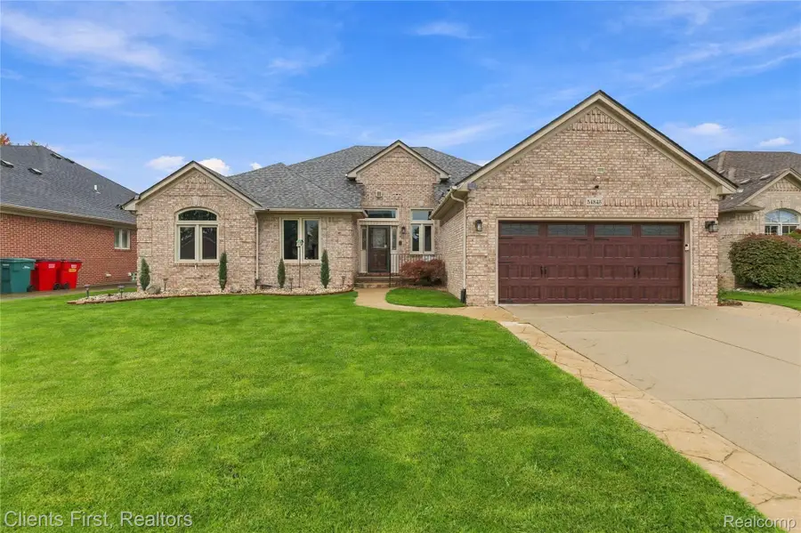 54845 Petunia Drive, Macomb, MI 48042 - #2