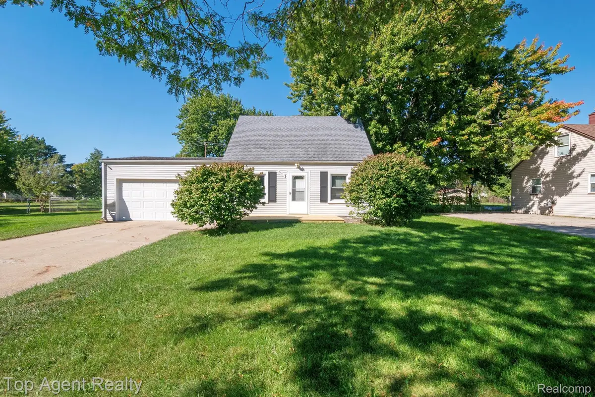 37353 Saint Joseph Drive, Sterling Heights, MI 48310 - #1