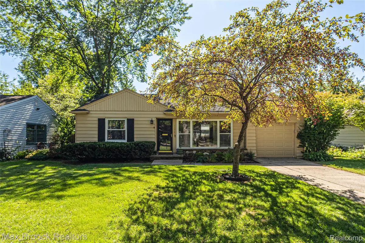 15743 Birwood Avenue, Beverly Hills, MI 48025 - #1