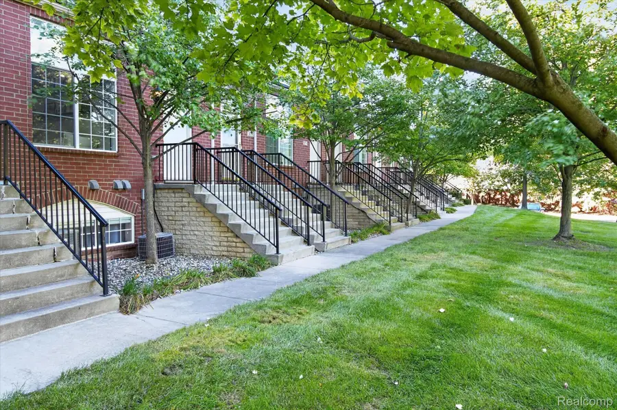 30770 Ardmore Court, Novi, MI 48377 - #2