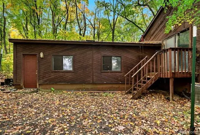 8890 Tipsico Lake Road, Holly, MI 48442 - #2