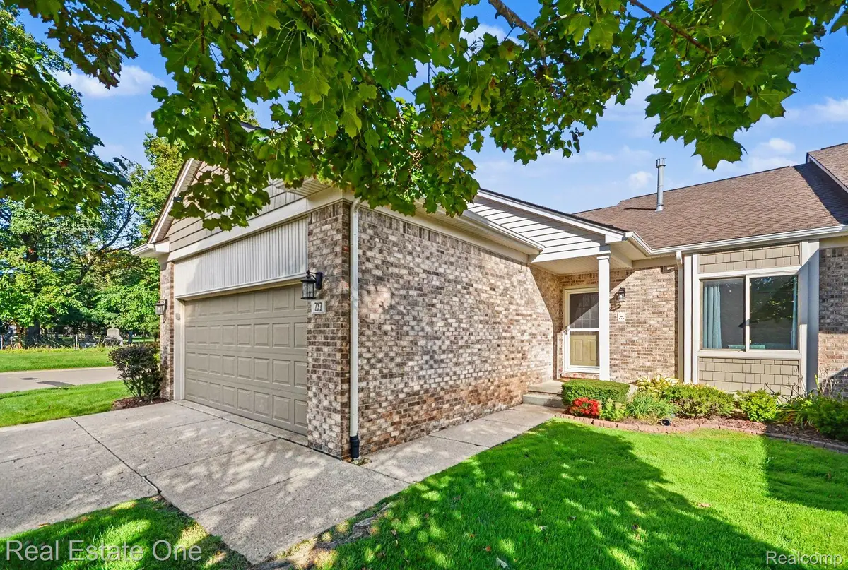 751 Promontory Drive, Milford, MI 48381 - #1