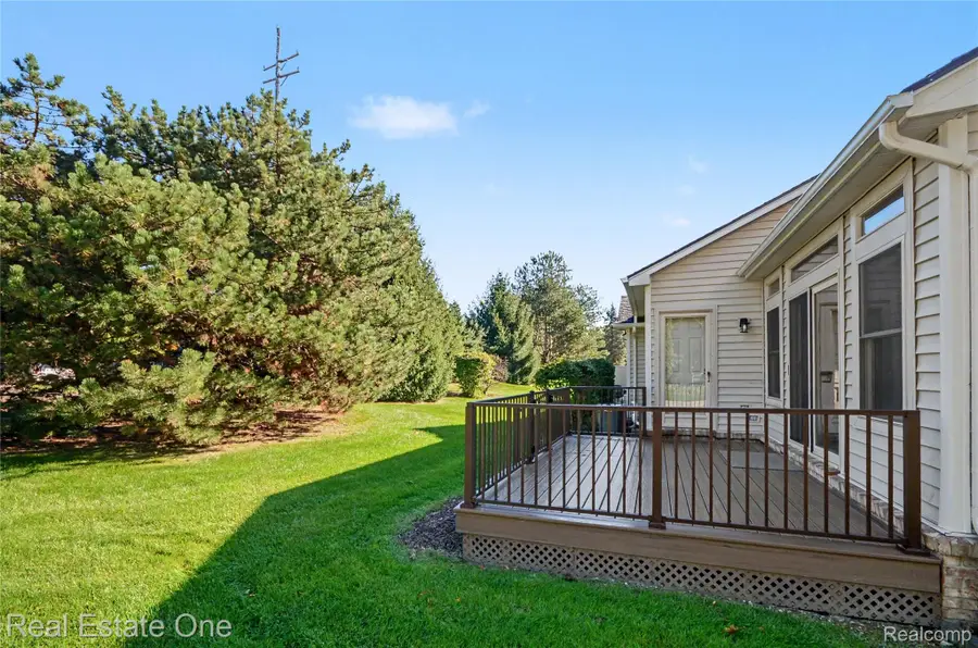 751 Promontory Drive, Milford, MI 48381 - #2