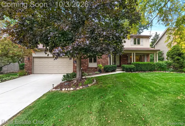 335 Fordcroft Drive, RochesterHills, MI 48309