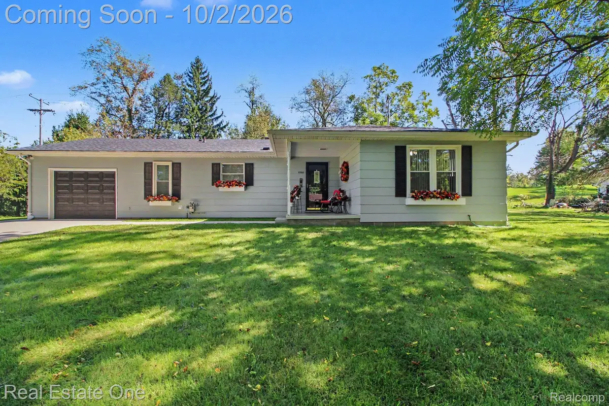 6760 Lombardy Drive, Chelsea, MI 48118 - #1