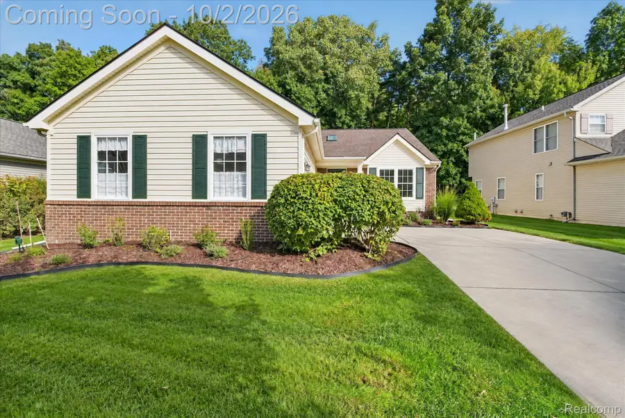 2697 Signature Circle, Pinckney, MI 48169 - #3