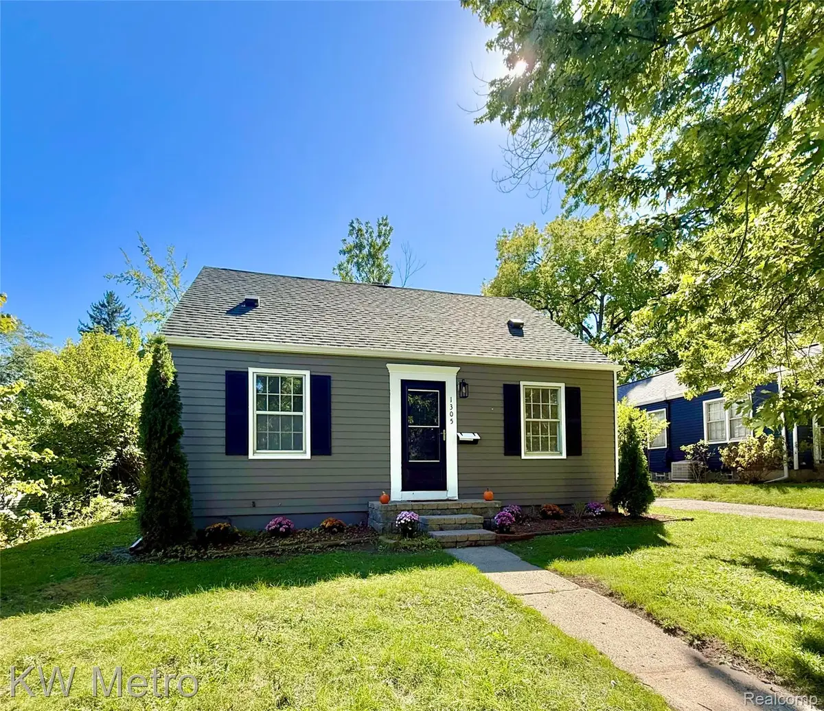 1305 Collegewood Street, Ypsilanti, MI 48197 - #1