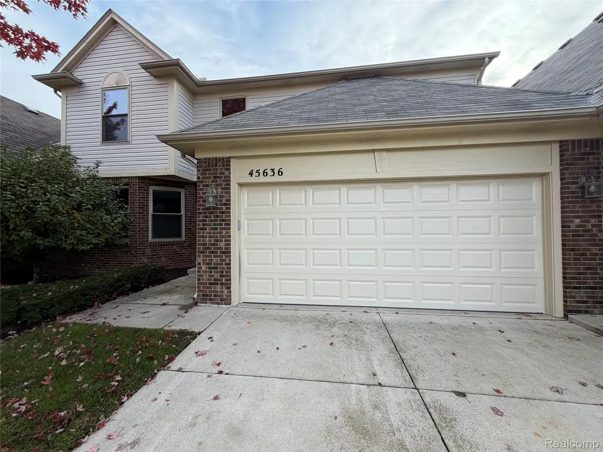 45636 Limerick Drive, Macomb, MI 48044 - #1