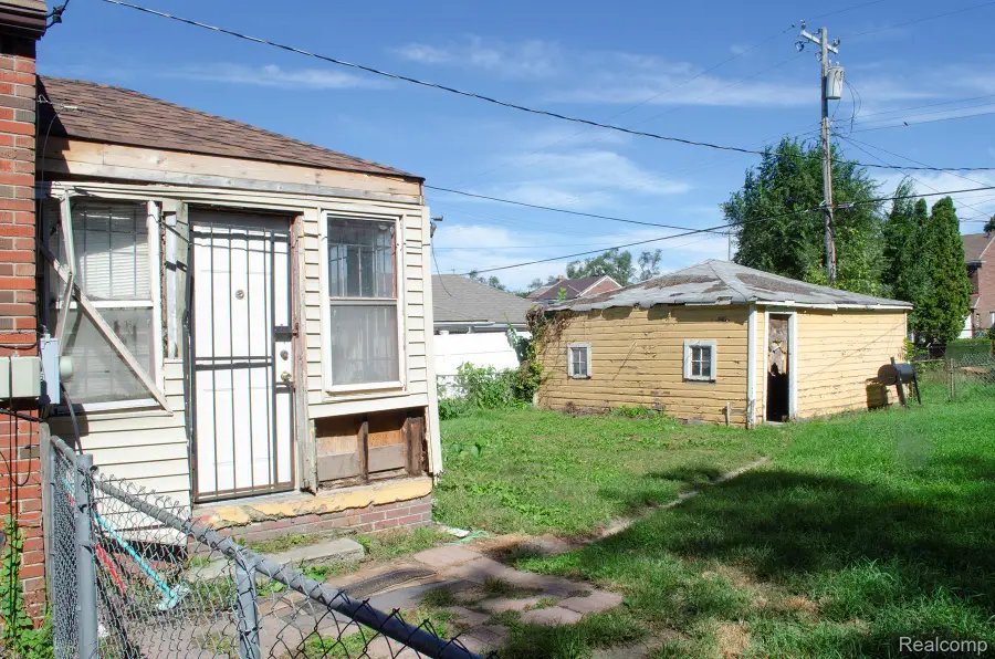 18300 Robson Street, Detroit, MI 48235 - #2