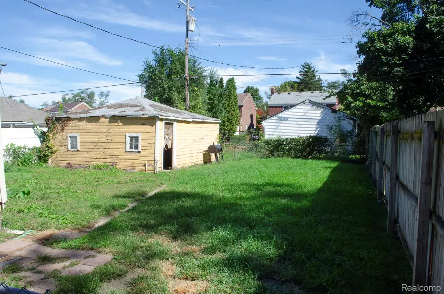 18300 Robson Street, Detroit, MI 48235 - #3