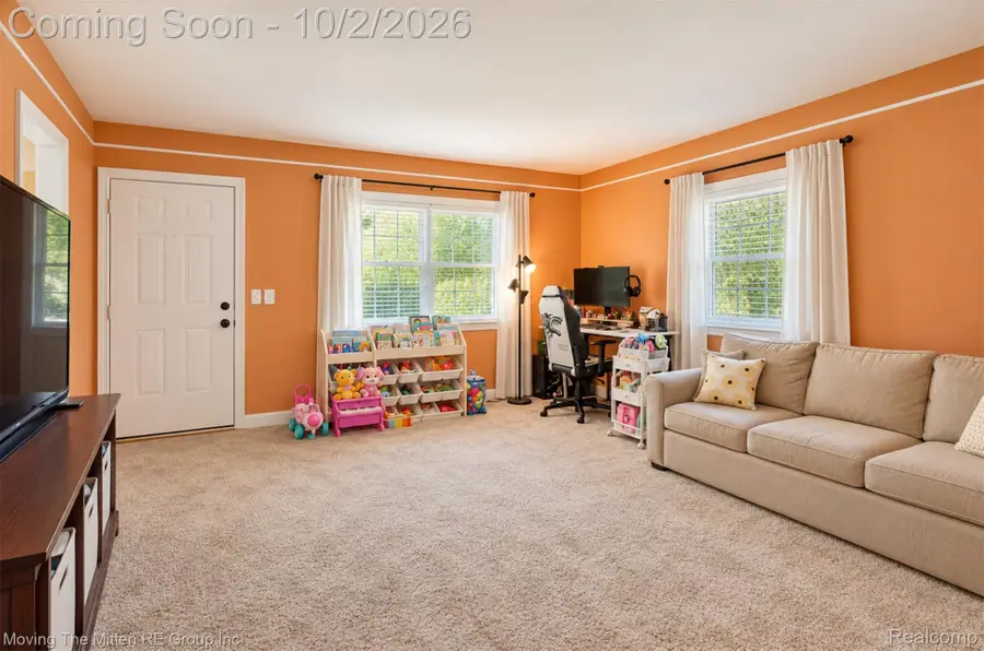 4717 Dudley Street, Dearborn Heights, MI 48125 - #3