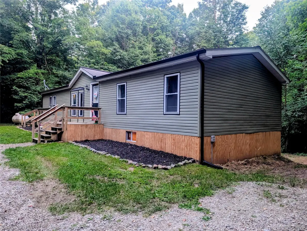 5323 English Road, Clifford, MI 48727 - #1