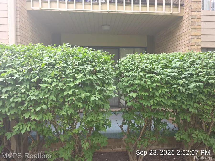 16275 W 9 Mile Road #102, Southfield, MI 48075 - #3