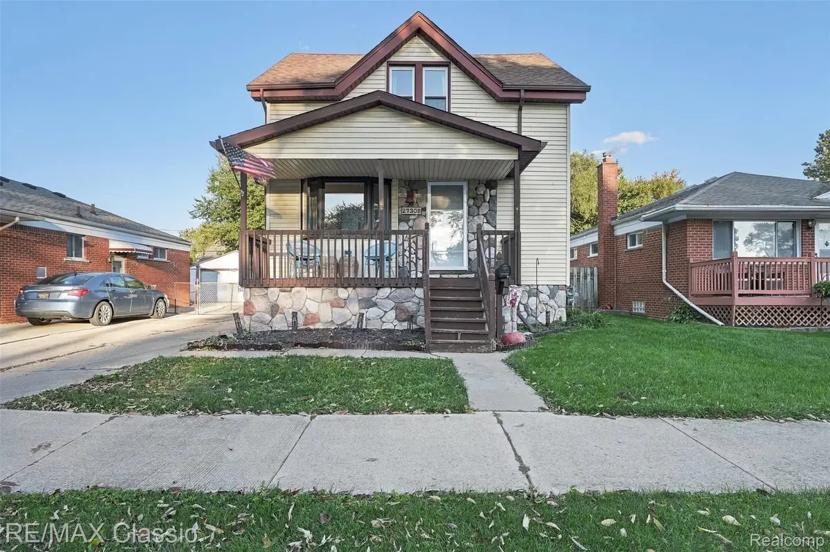 27308 Grant Street, Saint Clair Shores, MI 48081 - #1