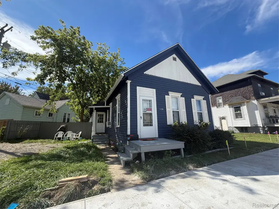 1134 Water Street, Port Huron, MI 48060 - #2