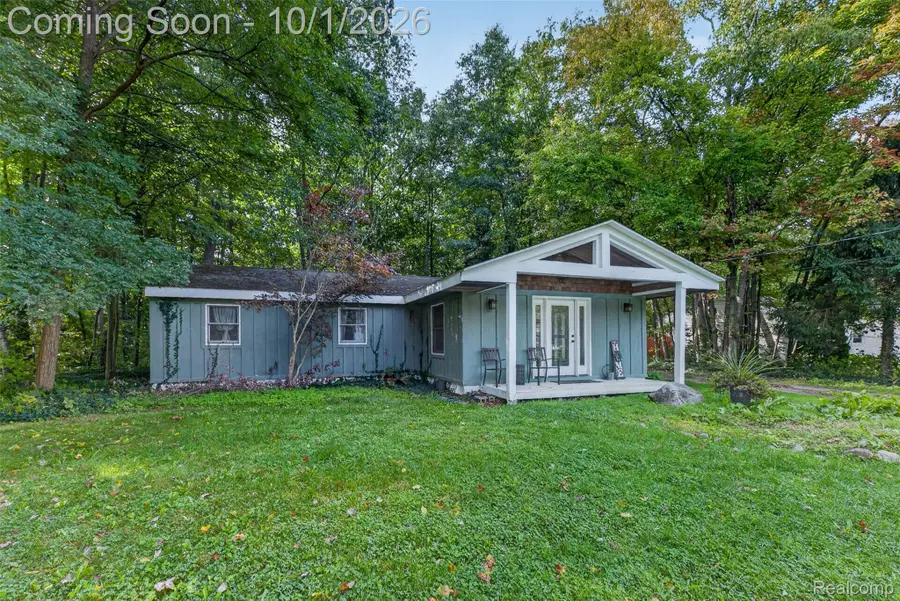 4595 Webberdale Drive, Holly, MI 48442 - #2