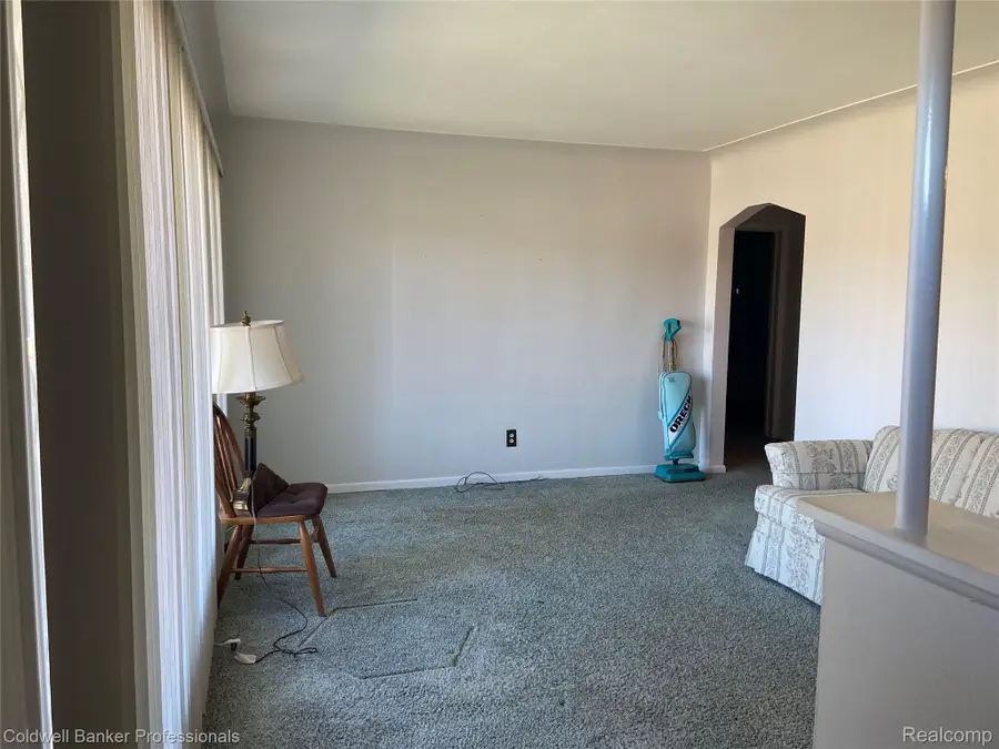 22665 Cloverlawn Street, Taylor, MI 48180 - #3
