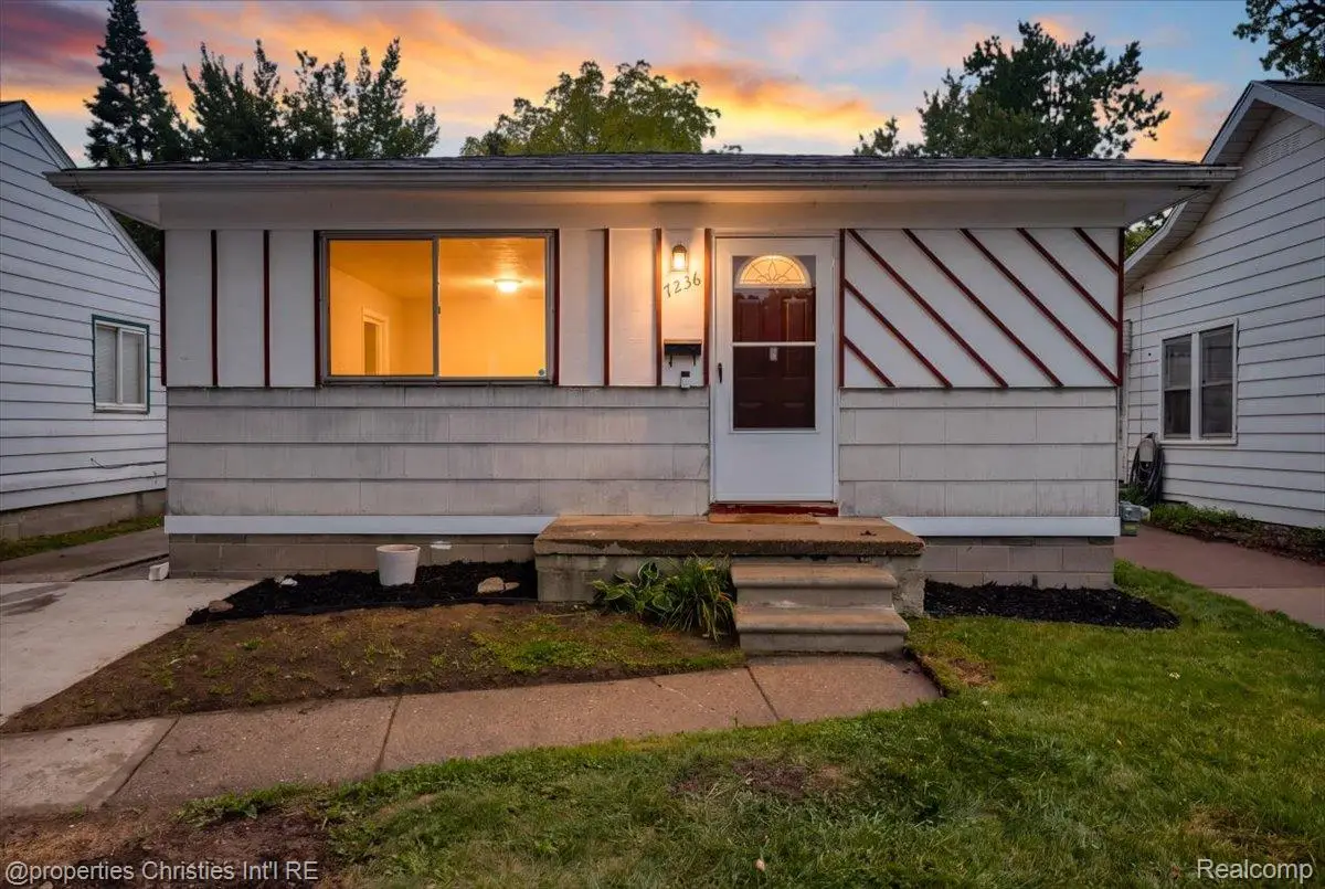 7236 Meadow Avenue, Warren, MI 48091 - #1