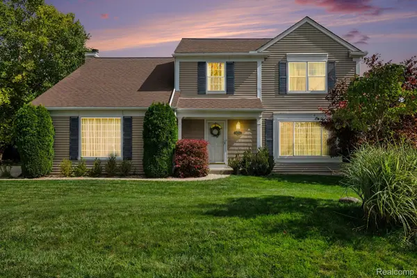 1692 Ridgecrest, RochesterHills, MI 48306