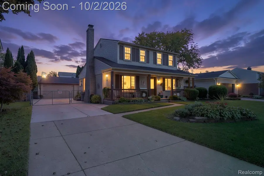 12866 Windsor Court, Sterling Heights, MI 48313 - #2