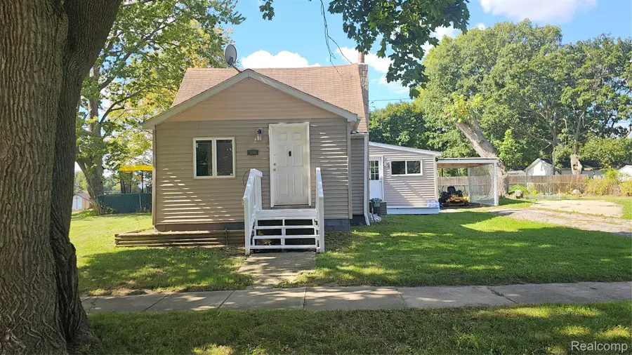 200 W Fauble Street, Durand, MI 48429 - #2