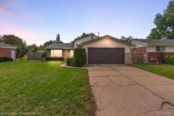 8912 Ardel Drive, SterlingHeights, MI 48314